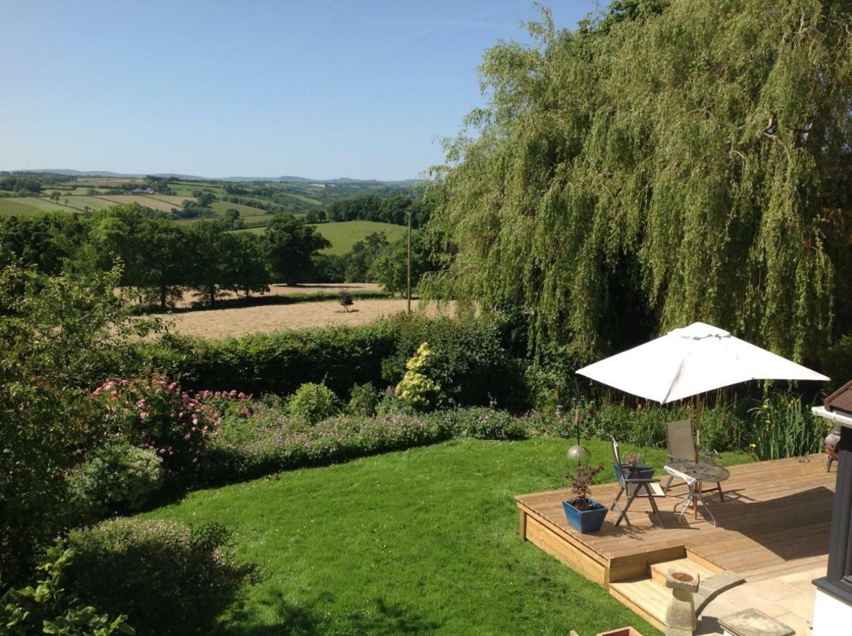 Affittacamere East Hillerton House Crediton Esterno foto